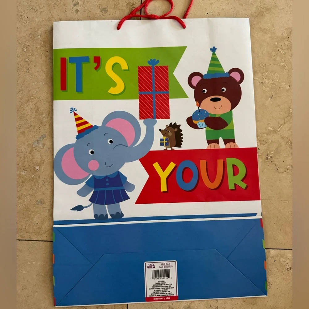 Animals birthday gift bag, colorful